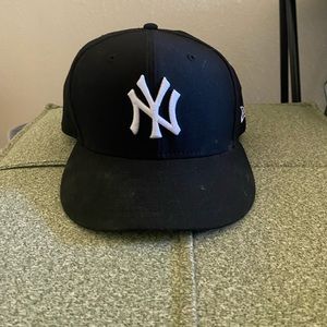 Fitted New York Yankees Hat